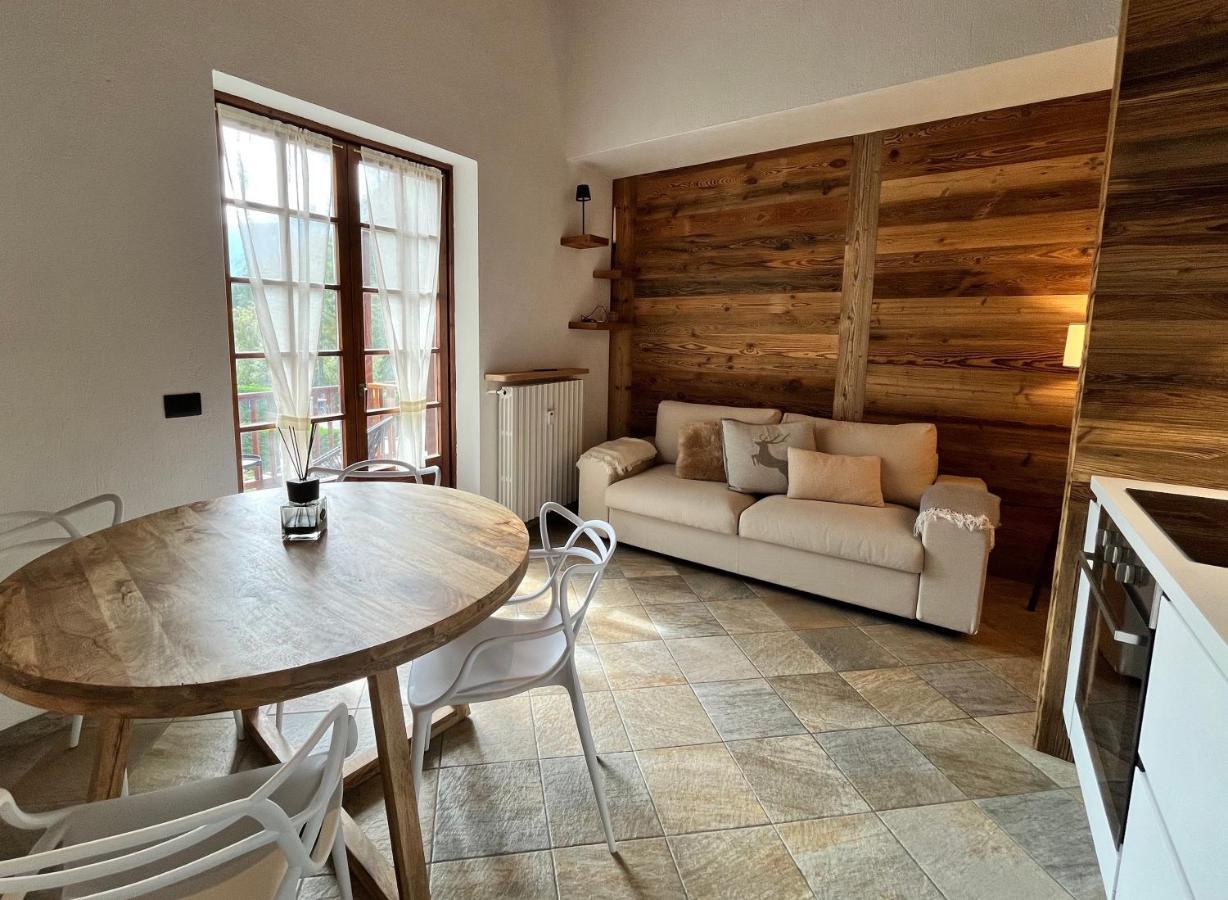 Chalet Mont Blanc De Courmayeur Exterior photo