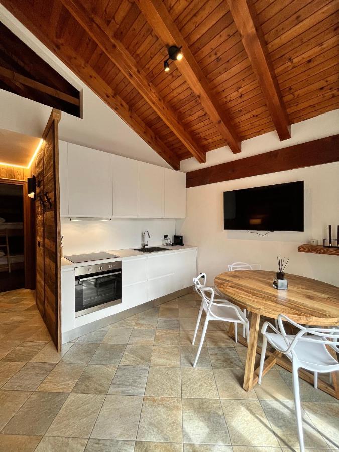 Chalet Mont Blanc De Courmayeur Exterior photo
